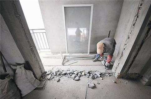 场地移交前完成苏州拆除的最终清理工作